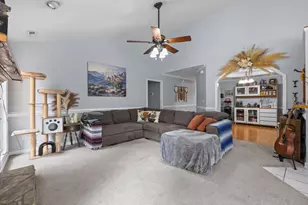 405 W Regent Ct, Jacksonville, NC 28546 - Photo 5