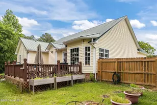 405 W Regent Ct, Jacksonville, NC 28546 - Photo 43