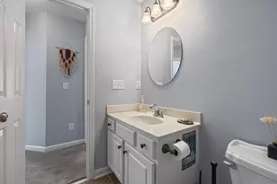 405 W Regent Ct, Jacksonville, NC 28546 - Photo 29