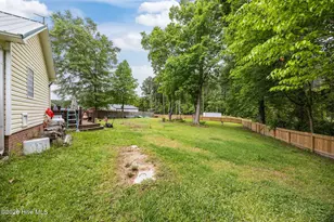 405 W Regent Ct, Jacksonville, NC 28546 - Photo 47