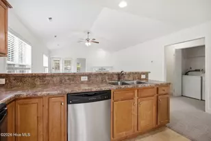1708 Grant Cir, Leland, NC 28451 - Photo 9