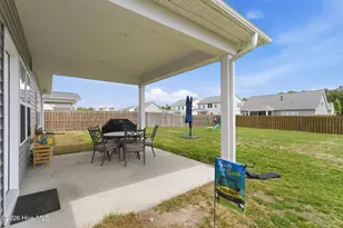 305 W Weatherbee Wy, Hampstead, NC 28443 - Photo 39