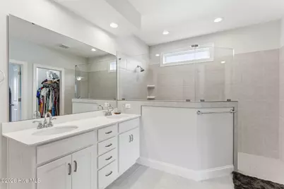 305 W Weatherbee Way, Hampstead, NC 28443 - Photo 15