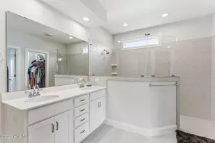 305 W Weatherbee Wy, Hampstead, NC 28443 - Photo 15