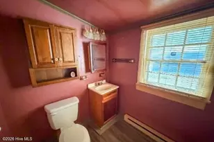 404 E Elizabeth St, Selma, NC 27576 - Photo 7