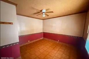 404 E Elizabeth St, Selma, NC 27576 - Photo 5