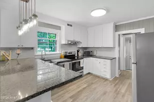 1912 Greenbriar Rd, Kinston, NC 28501 - Photo 13