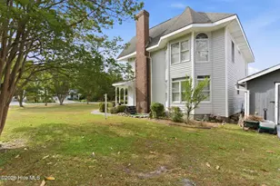 701 Fifth Street S, Carolina Beach, NC 28428 - Photo 33