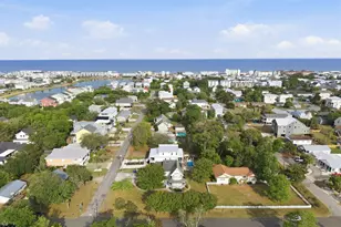701 Fifth Street S, Carolina Beach, NC 28428 - Photo 17