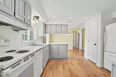 114 Royal Oak Drive, Hampstead, NC 28443 - Photo 21
