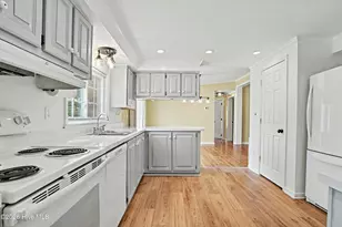 114 Royal Oak Dr, Hampstead, NC 28443 - Photo 21