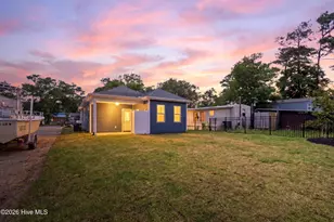 130 NE 75th St, Oak Island, NC 28465 - Photo 3