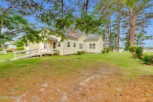 402 Madam Moores Ln, New Bern, NC 28562 - Photo 31