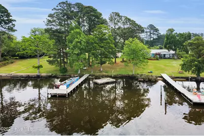 402 Madam Moores Lane, New Bern, NC 28562 - Photo 5
