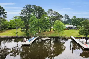 402 Madam Moores Ln, New Bern, NC 28562 - Photo 5