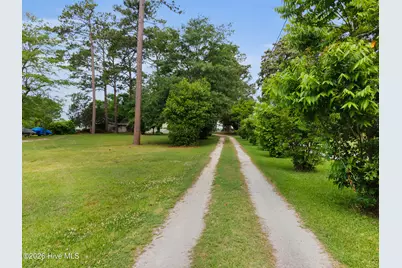 402 Madam Moores Lane, New Bern, NC 28562 - Photo 29