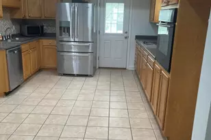 113 SW 23rd St, Oak Island, NC 28465 - Photo 9