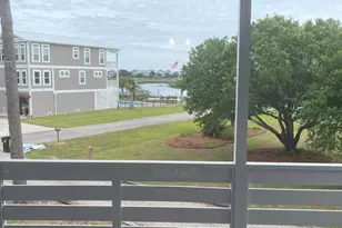 113 SW 23rd St, Oak Island, NC 28465 - Photo 5