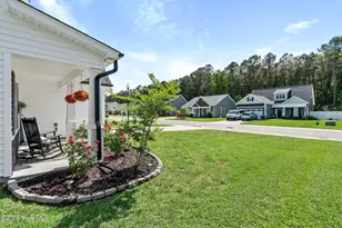 461 Jasmine Way, Burgaw, NC 28425 - Photo 5