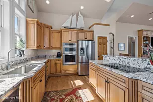 4204 Emerald Dr, Emerald Isle, NC 28594 - Photo 25