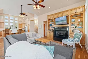 4204 Emerald Dr, Emerald Isle, NC 28594 - Photo 19