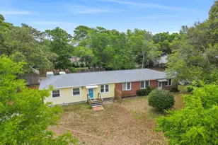 404 Norton St, Oak Island, NC 28465 - Photo 3