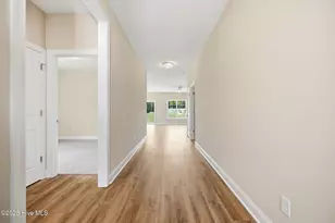 911 Albrittons Rd, Kinston, NC 28504 - Photo 5