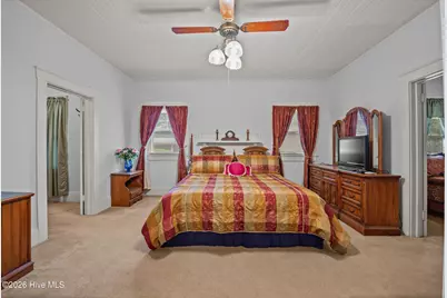 203 E Clinton Street, Roseboro, NC 28382 - Photo 11