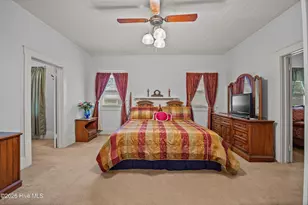 203 E Clinton St, Roseboro, NC 28382 - Photo 11