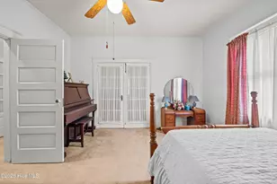 203 E Clinton St, Roseboro, NC 28382 - Photo 29