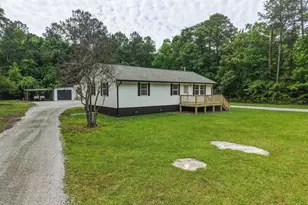 206 Village Dr, Beaufort, NC 28516 - Photo 3