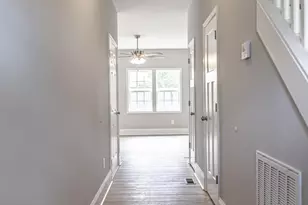 1060 W New York Ave, Southern Pines, NC 28387 - Photo 3