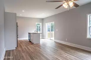 1060 W New York Ave, Southern Pines, NC 28387 - Photo 5