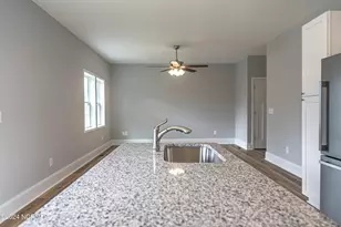 1060 W New York Ave, Southern Pines, NC 28387 - Photo 7