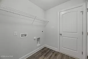 2011 Bluewater Blvd, New Bern, NC 28562 - Photo 17