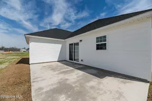 2011 Bluewater Blvd, New Bern, NC 28562 - Photo 21