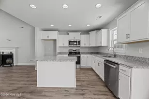 2011 Bluewater Blvd, New Bern, NC 28562 - Photo 7