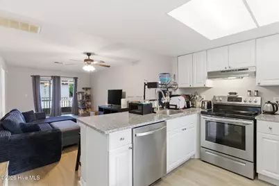 4523 Holly Tree Road #707, Wilmington, NC 28412 - Photo 9