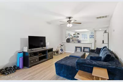 4523 Holly Tree Road #707, Wilmington, NC 28412 - Photo 3