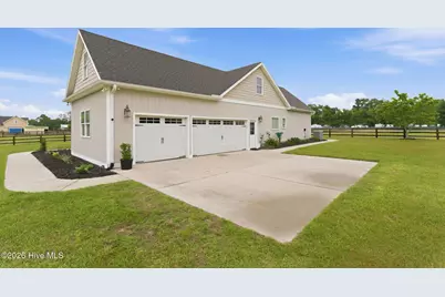 [Address not provided], Castle Hayne, NC 28429 - Photo 51