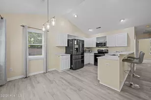 210 Monterey Cir, New Bern, NC 28562 - Photo 25