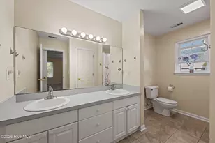 210 Monterey Cir, New Bern, NC 28562 - Photo 17