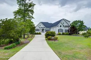113 Bowline Rd, New Bern, NC 28562 - Photo 1