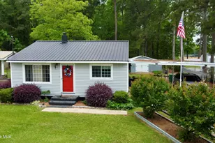 407 E Fremont St, Kenly, NC 27542 - Photo 1