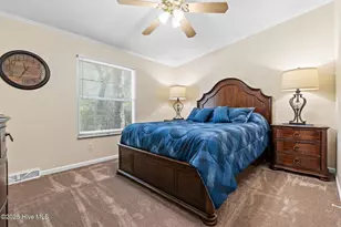 930 Cypress Lakes Cir SE, Bolivia, NC 28422 - Photo 29