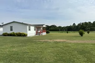 1996 Hallsboro Rd S, Hallsboro, NC 28442 - Photo 3
