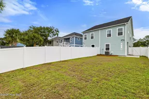 320 Goldsboro Ave, Carolina Beach, NC 28428 - Photo 51