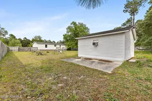 525 Brighton Rd, Rocky Point, NC 28457 - Photo 27
