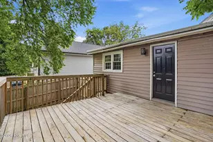 204 W Hill St, Benson, NC 27504 - Photo 21