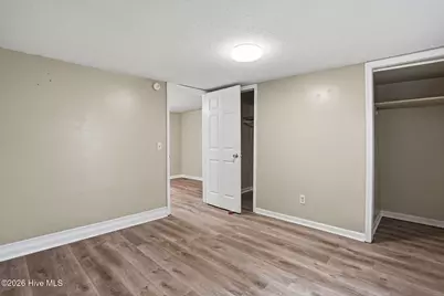 204 W Hill Street, Benson, NC 27504 - Photo 17